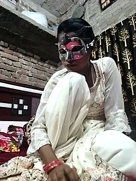 Snapshot of NEW_CPL786 chatting on 12/16/25, 08:07 NEW CPL786 online show from 12/16/25, 08:07