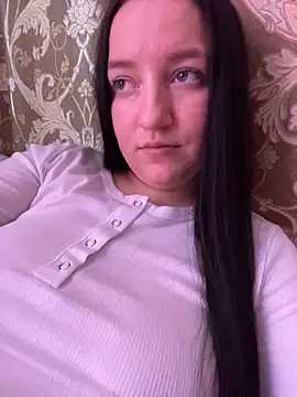 Snapshot of DianazLove1 chatting on 02/10/26, 09:30 DianazLove1 online show from 02/10/26, 09:30