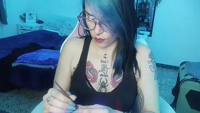 blackrose1997 online show from 04/17/26, 02:20