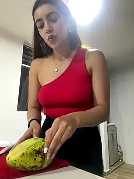 Julieta-8 online show from 12/18/25, 01:55