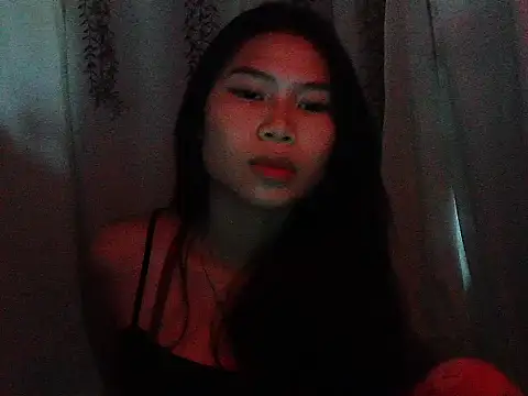 Allysonxx05 online show from 12/04/25, 04:44