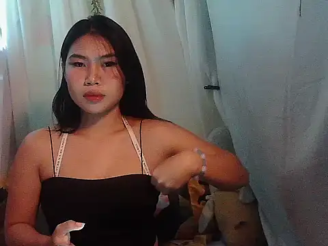 Allysonxx05 online show from 02/06/26, 03:13