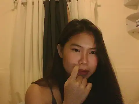 Snapshot of Allysonxx05 chatting on 07/03/26, 11:39 Allysonxx05 online show from 07/03/26, 11:39