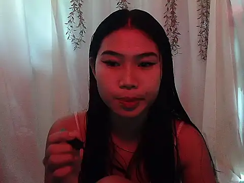 Allysonxx05 online show from 12/05/25, 04:00