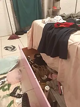 Snapshot of Cuchurus1216 chatting on 01/18/26, 06:33 Cuchurus1216 online show from 01/18/26, 06:33