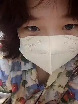 miniiceyya online show from 03/10/26, 04:55