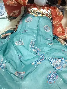 miniiceyya online show from 04/14/26, 05:40