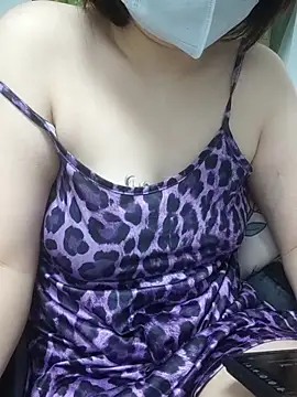 miniiceyya online show from 03/21/26, 04:33