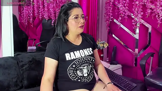 Alexa Sanz online show from 03/09/26, 08:12