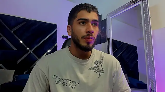 Franco banderas online show from 02/21/26, 02:52