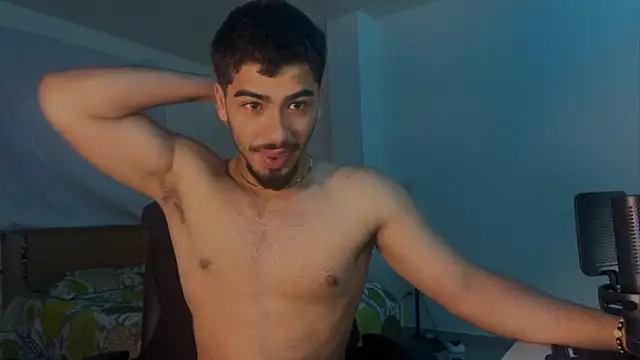 Franco banderas online show from 03/18/26, 11:35