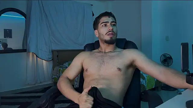 Franco banderas online show from 03/19/26, 04:18