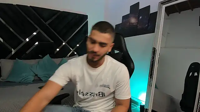 Franco banderas online show from 01/07/26, 01:49