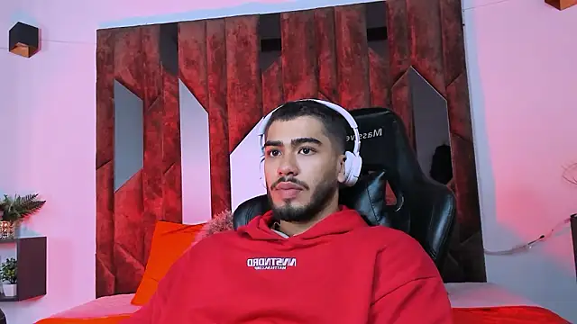 Franco banderas online show from 02/01/26, 09:24