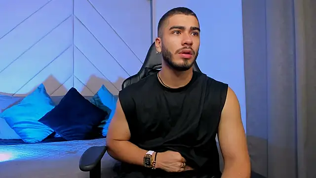 Franco banderas online show from 01/13/26, 03:49