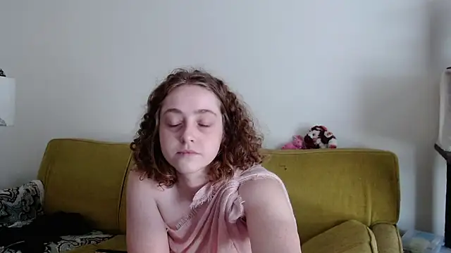 DeliaBlew online show from 05/21/26, 04:48