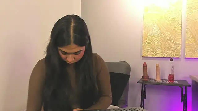 Mylarossi online show from 12/03/25, 12:37