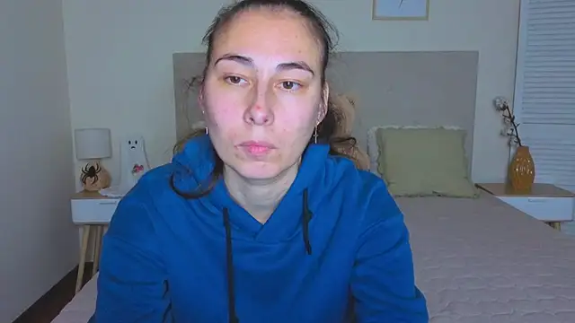 Olivia milf  online show from 11/29/25, 07:25