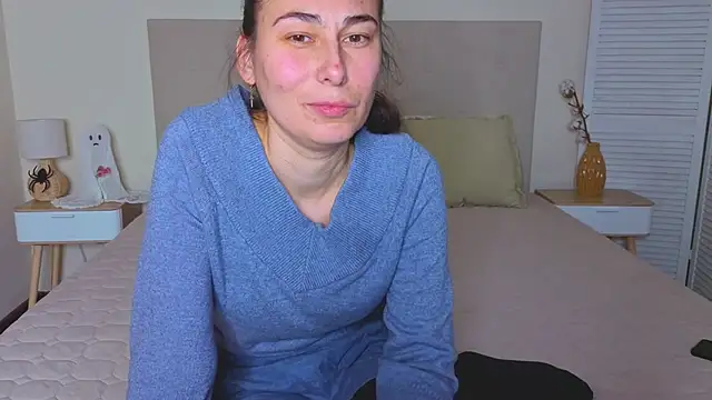 Olivia milf  online show from 11/30/25, 09:48