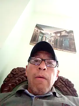 JRAdams23 online show from 12/15/25, 07:52