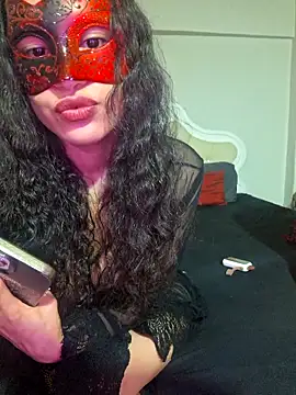Snapshot of deva-sexy chatting on 05/24/26, 11:48 deva-sexy online show from 05/24/26, 11:48