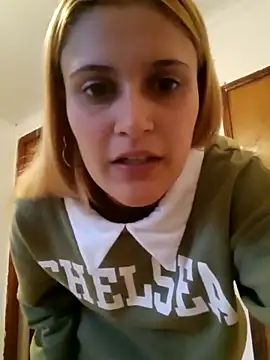 Snapshot of LA_RUB1a22 chatting on 02/13/26, 08:20 LA RUB1a22 online show from 02/13/26, 08:20