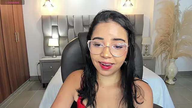 alana martiins online show from 07/12/26, 01:34