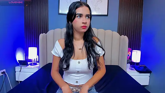 Miia cute18 online show from 12/03/25, 11:42