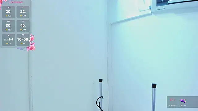 Snapshot of Miia_cute18 chatting on 02/14/26, 11:32 Miia cute18 online show from 02/14/26, 11:32