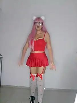 Snapshot of RoxieHart05 chatting on 02/02/26, 04:44 RoxieHart05 online show from 02/02/26, 04:44