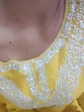 Sizzling Quinn online show from 04/07/26, 05:15