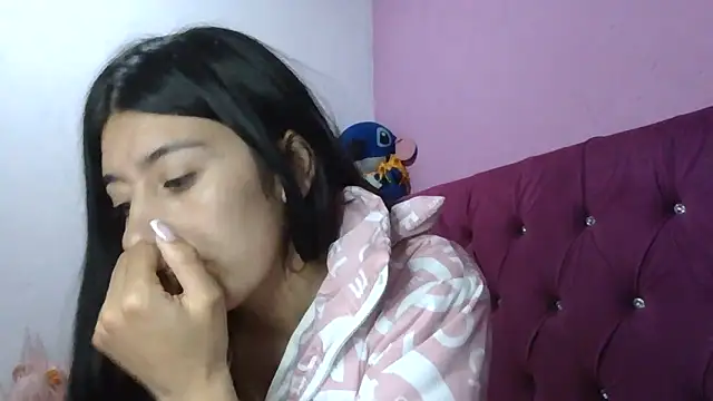 TaylorLove- online show from 12/17/25, 01:10