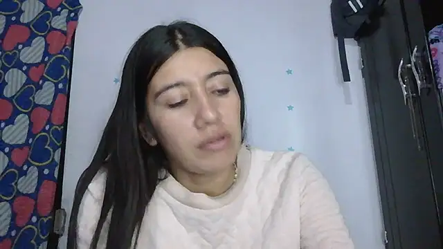 TaylorLove- online show from 12/04/25, 11:48