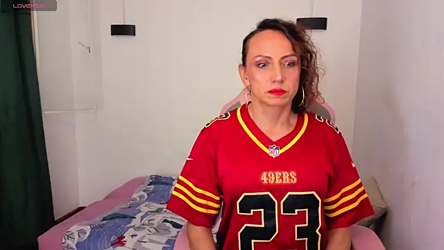 Ivonne ferrer   online show from 12/04/25, 02:32