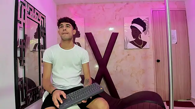 BIG COCKS online show from 01/11/26, 01:23