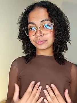   VioletaHeaven   online show from 02/06/26, 11:06