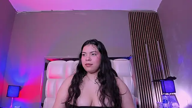 xCharlotte 20 online show from 12/21/25, 09:37