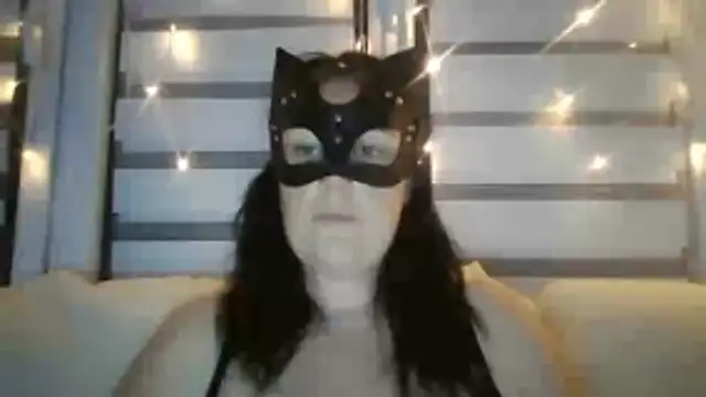 Snapshot of bellavelours chatting on 06/19/26, 08:25 bellavelours online show from 06/19/26, 08:25