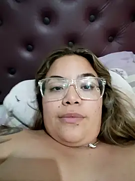 Lindalatina2001 online show from 02/16/26, 03:38