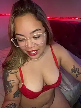 Lindalatina2001 online show from 02/27/26, 01:28