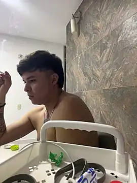 Snapshot of morningstar9814 chatting on 01/08/26, 02:17 morningstar9814 online show from 01/08/26, 02:17