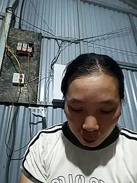 Evelyn-n online show from 04/06/26, 04:30