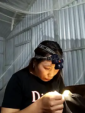 Evelyn-n online show from 03/05/26, 12:57