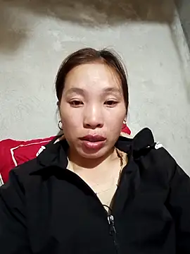 Evelyn-n online show from 11/30/25, 12:17