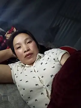 Evelyn-n online show from 03/11/26, 01:05