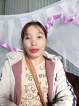 Evelyn-n online show from 12/14/25, 02:29