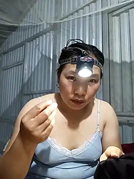 Evelyn-n online show from 03/30/26, 01:45