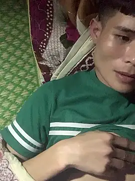 Snapshot of anh-soi123 chatting on 03/18/26, 04:19 anh-soi123 online show from 03/18/26, 04:19