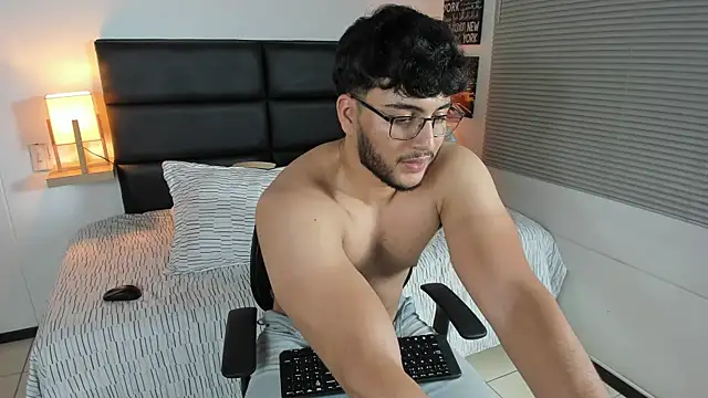 mike foxxx  online show from 01/05/26, 05:27