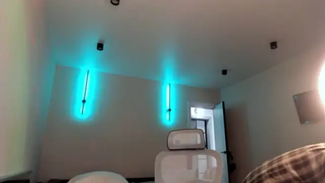 Snapshot of PollyPeach_ chatting on 02/26/26, 05:18 PollyPeach online show from 02/26/26, 05:18